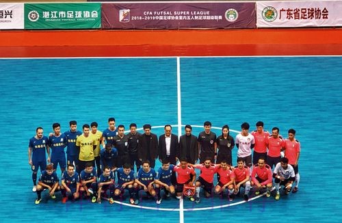 五超赛会制湛江站激战正酣 百年足球城焕发崭新生机 五超赛会制湛江站激战正酣 百年足球城焕发崭新生机